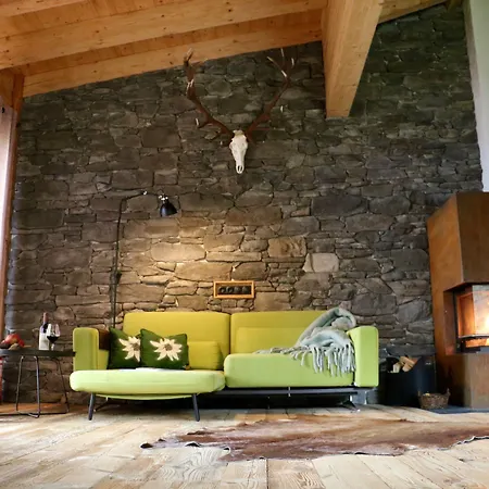 Kasermandl Berghuette * Elbigenalp